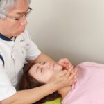 短時間で改善！揉まない簡単肩コリ解消法！